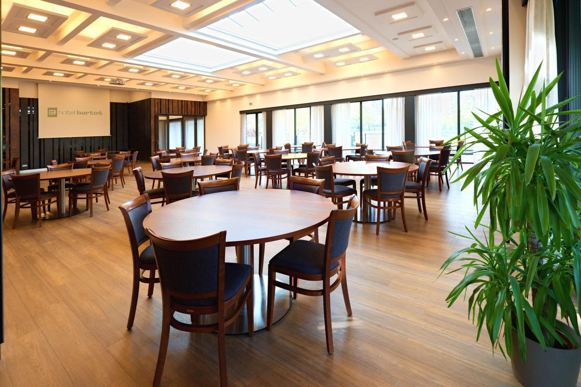 Hotel Bartos Frenstat pod Radhostem Luaran gambar