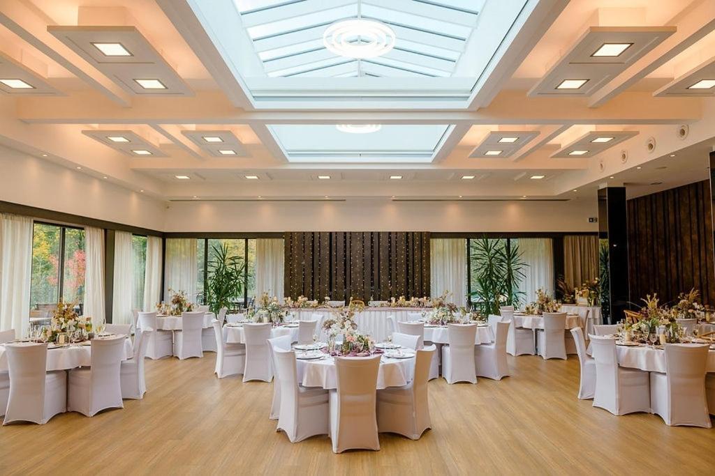 Hotel Bartos Frenstat pod Radhostem Luaran gambar